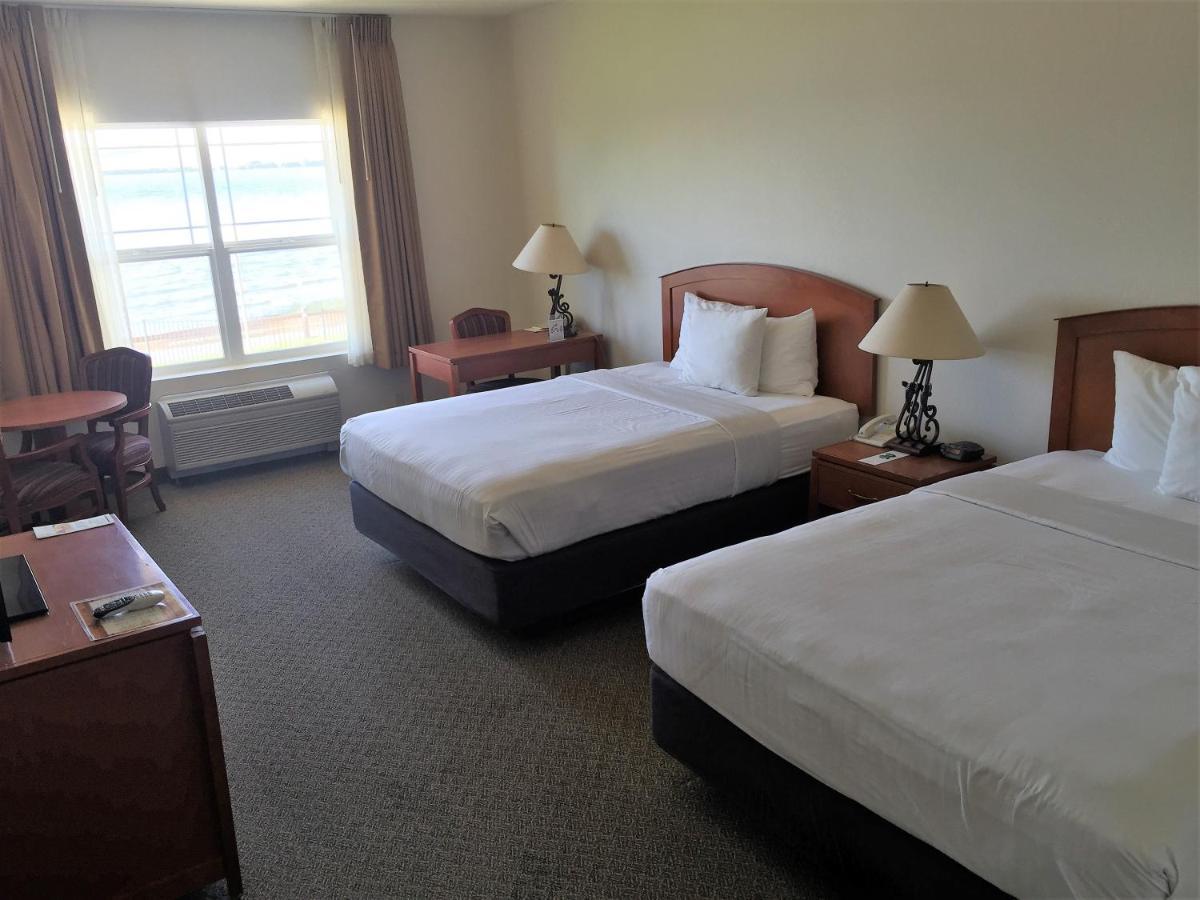 River Lodge And Cabins Boardman الغرفة الصورة
