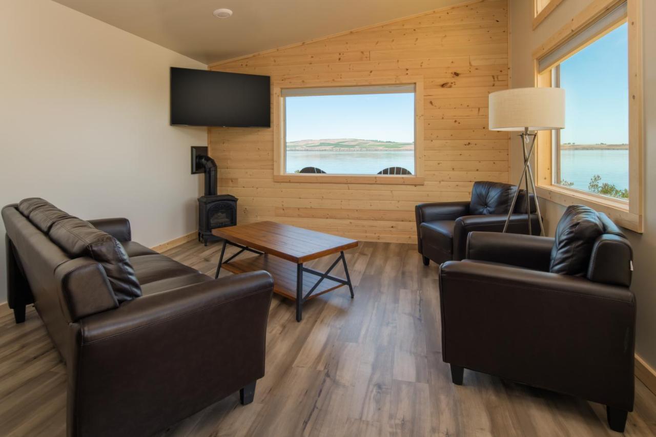 River Lodge And Cabins Boardman المظهر الخارجي الصورة